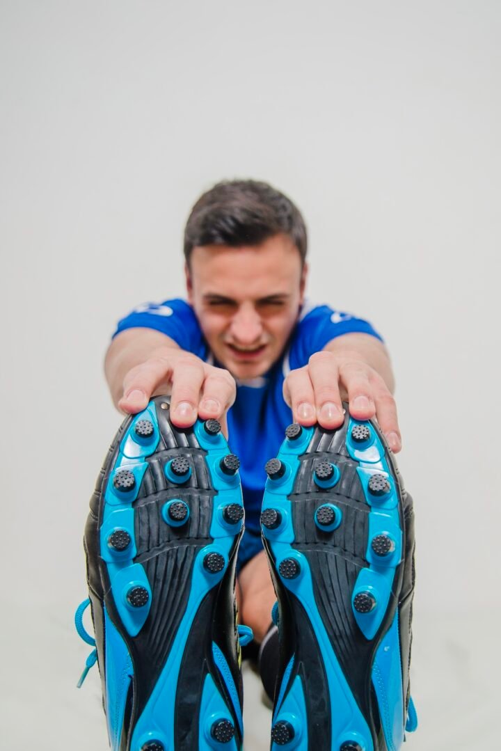 Men's football shoes