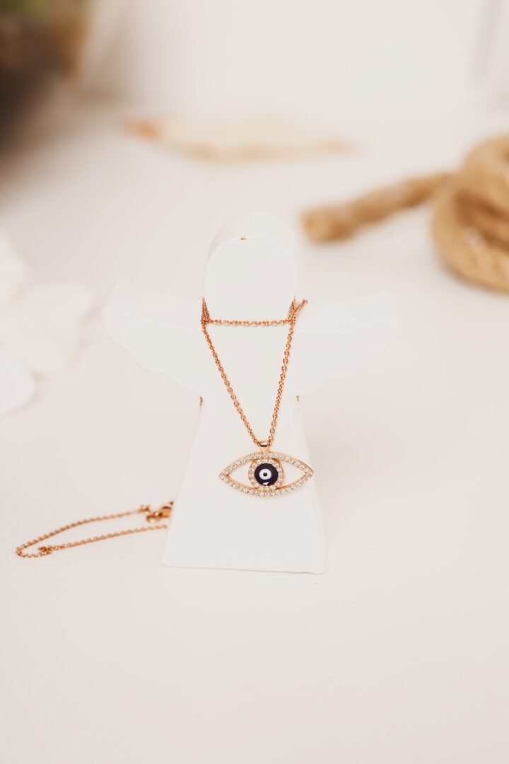 Luxury handmade necklace