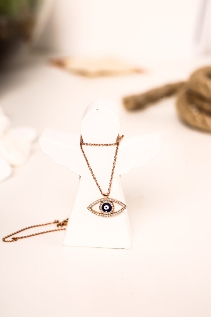 luxury-gold-diamond-jewelry